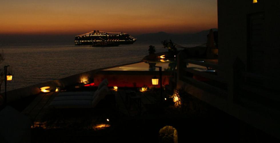 Sample photo of balcony lighting