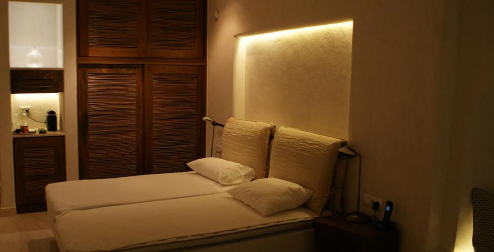 Sample photo of bedroom lighting